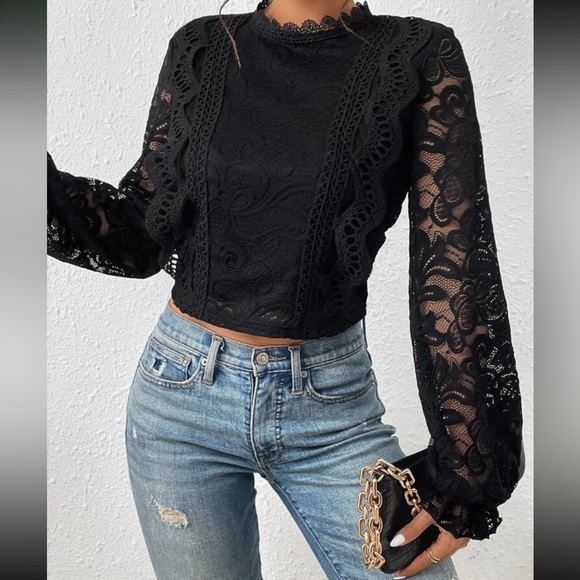 Luxe black lace lantern sleeve top - Picture 5 of 6